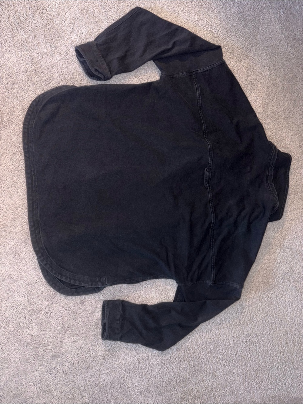 Vuori Mackenzie Shirt Jacket Shacket
Heather Black XS/S Oversized EUC - Picture 6 of 6